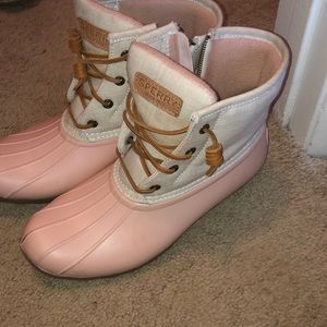 Selling my sperry oat pink short rain boots
